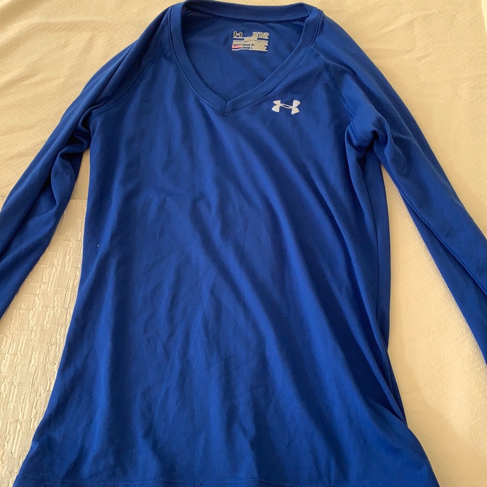 XS under armor athletic long sleeve